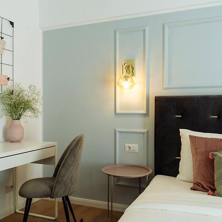 Bright 2Br Apartment - Top Location - City Balcony Bukarest Eksteriør billede