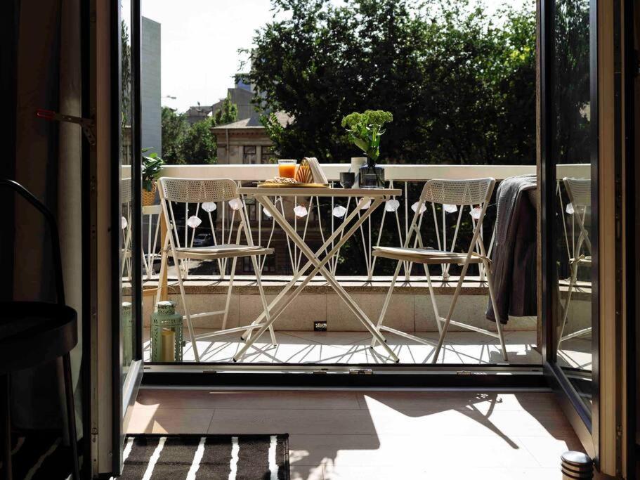 Bright 2Br Apartment - Top Location - City Balcony Bukarest Eksteriør billede